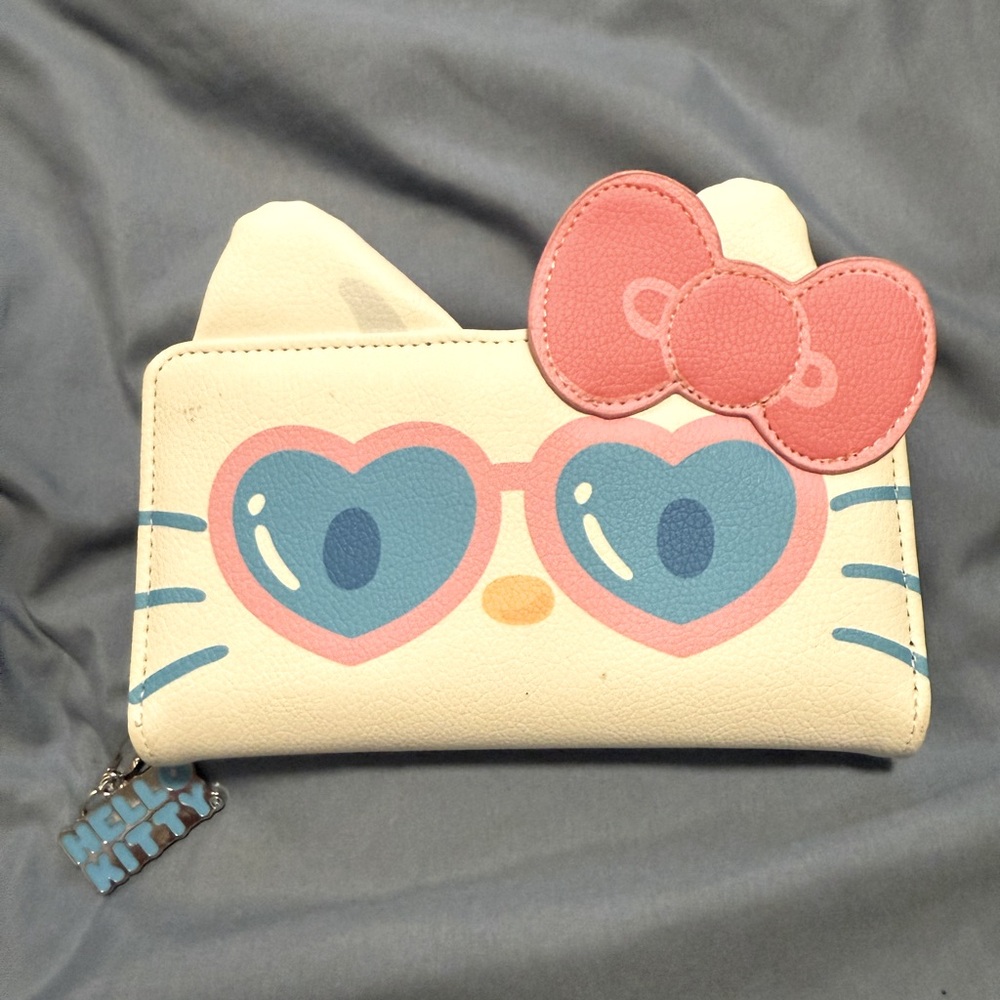Hello Kitty Wallet NWT